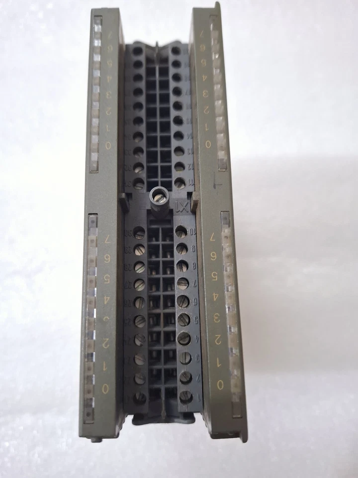 SIEMENS 6ES7 322-1BL00-0AA0 OUTPUT MODULE 6ES73221BL000AA0